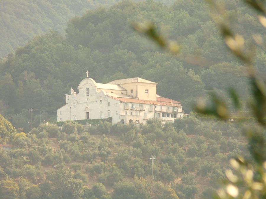 Santuario di Nostra Signora del Mirteto в Ортоно́во