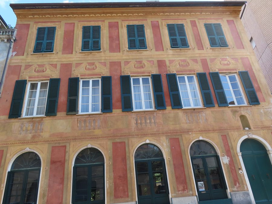 Casa Carbone в Лаваньe