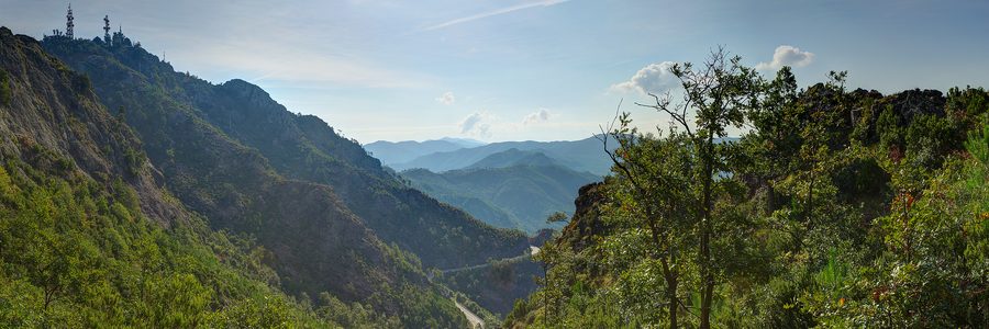 Вид на Val di Vara в Лигурии