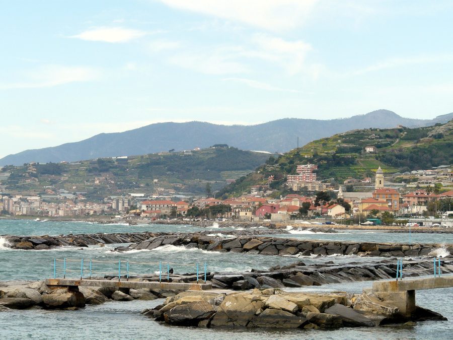 Panorama von Riva Ligure in Ligurien