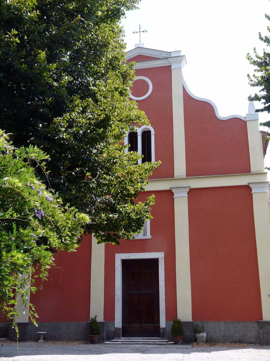 Приходская церковь San Martino Vescovo в Cavanella Vara, Beverino