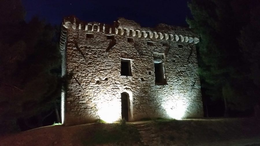 Башня Gallinaro в Сипрессе