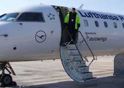 Самолеты Lufthansa будут летать в Геную в 2011 году