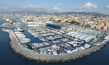 Выставка яхт в Генуе в выставочном комплексе Fiera di Genova